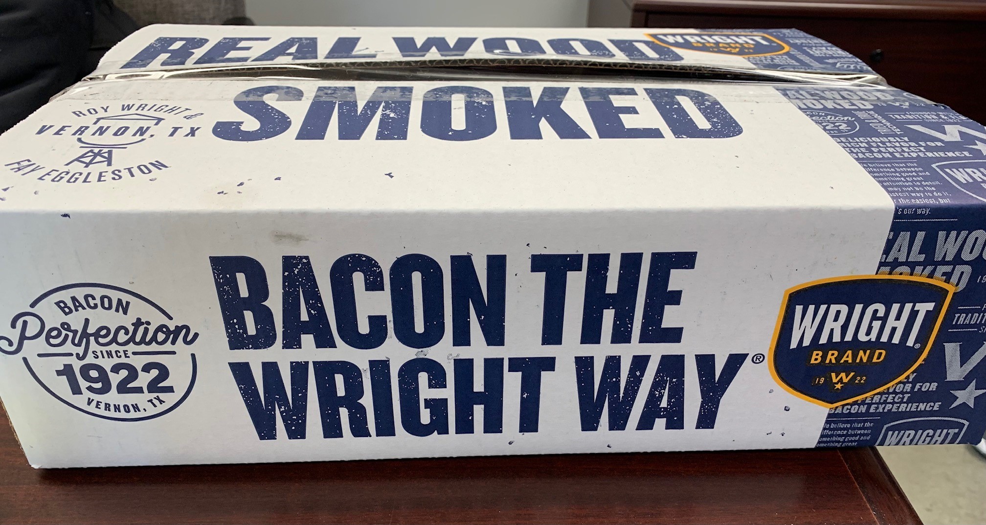 Premium Cut Layout Applewood Smoked Bacon (15 LB.) Valu Foods